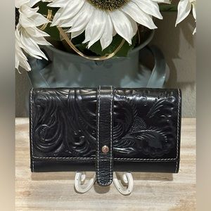 Patricia Nash Wallet Tooled Leather Black GUC